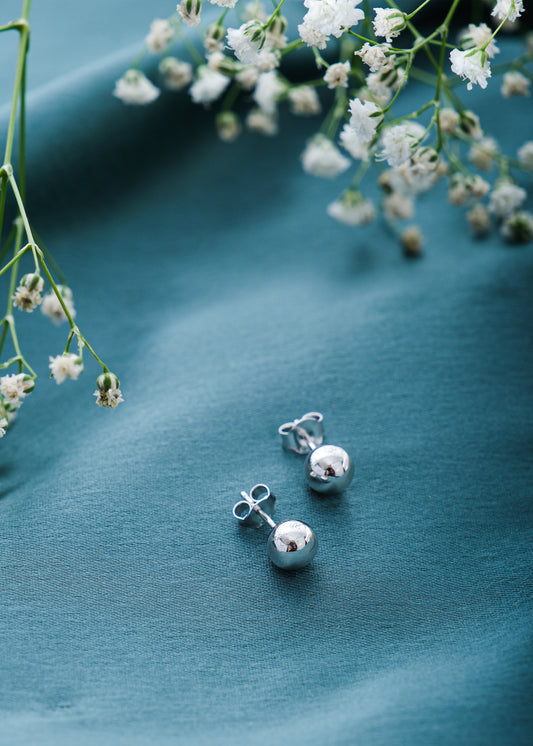 Silver Ball Stud Earring