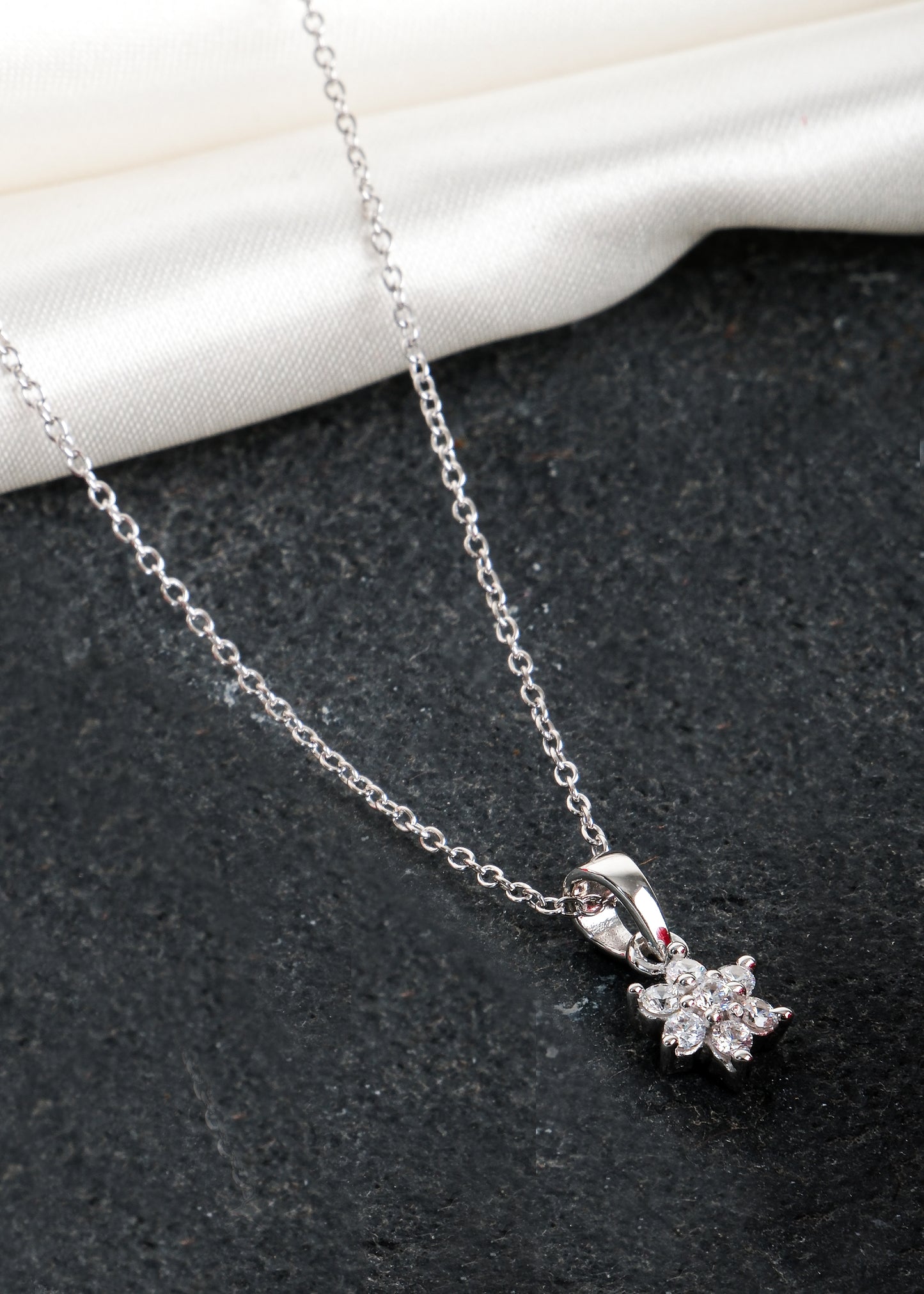 Silver Fleur Necklace