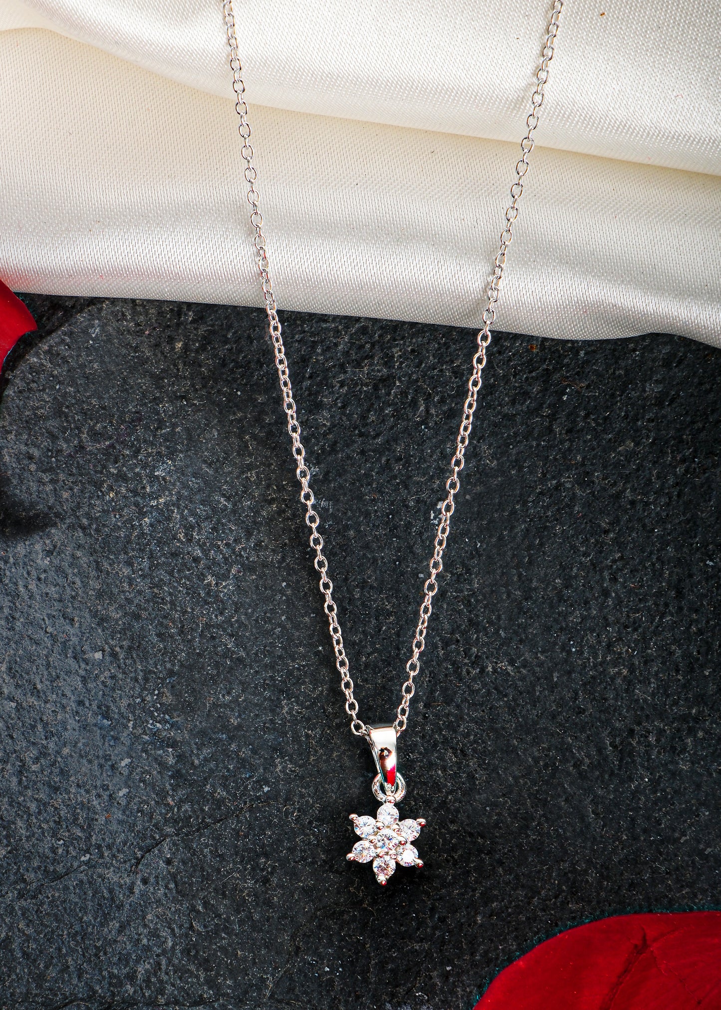 Silver Fleur Necklace