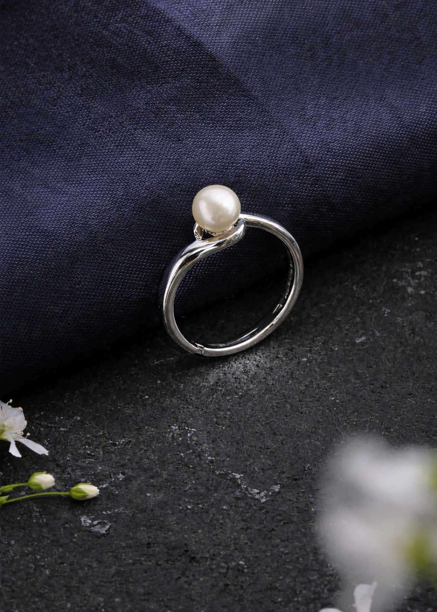 Silver Pearl Embrace Ring