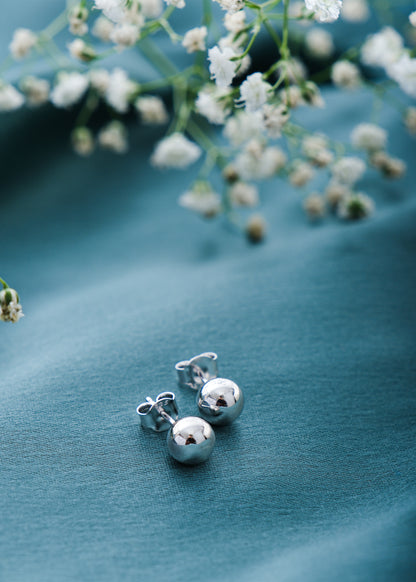 Silver Ball Stud Earring
