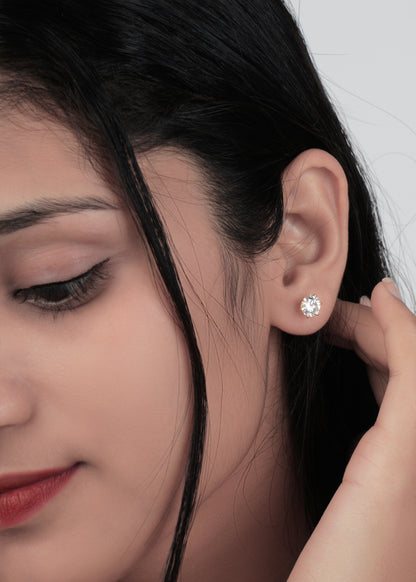 Silver Classic Solitaire Stud Earring