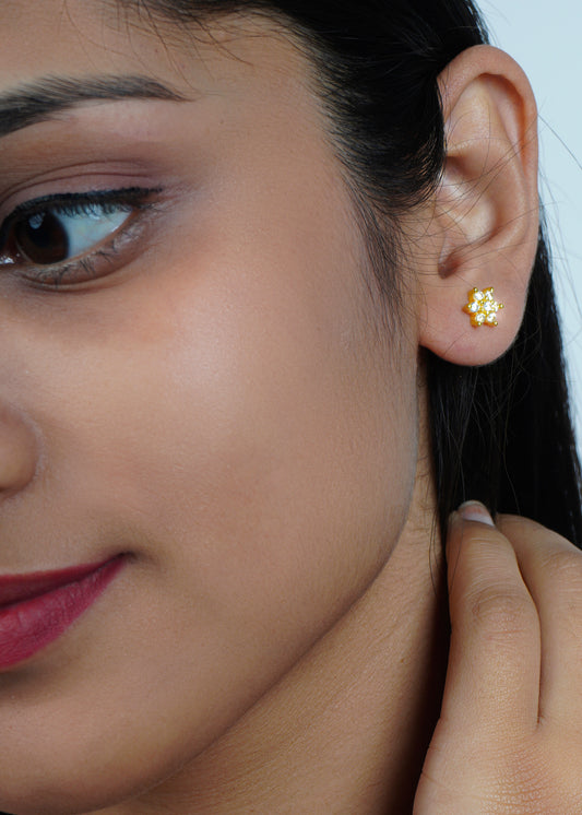 Silver Pinki Petals Stud Earring