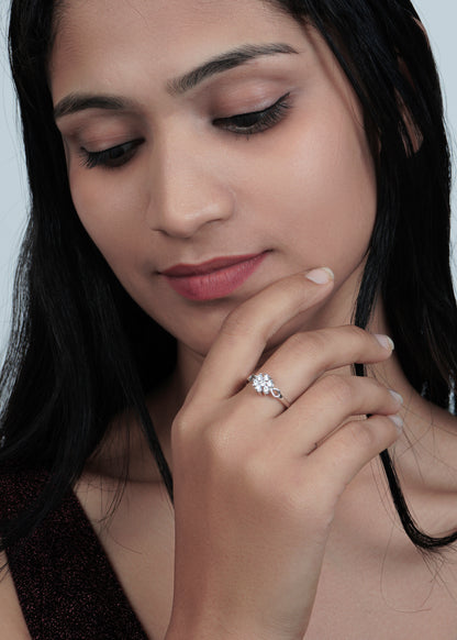 Silver Hana Floral Ring