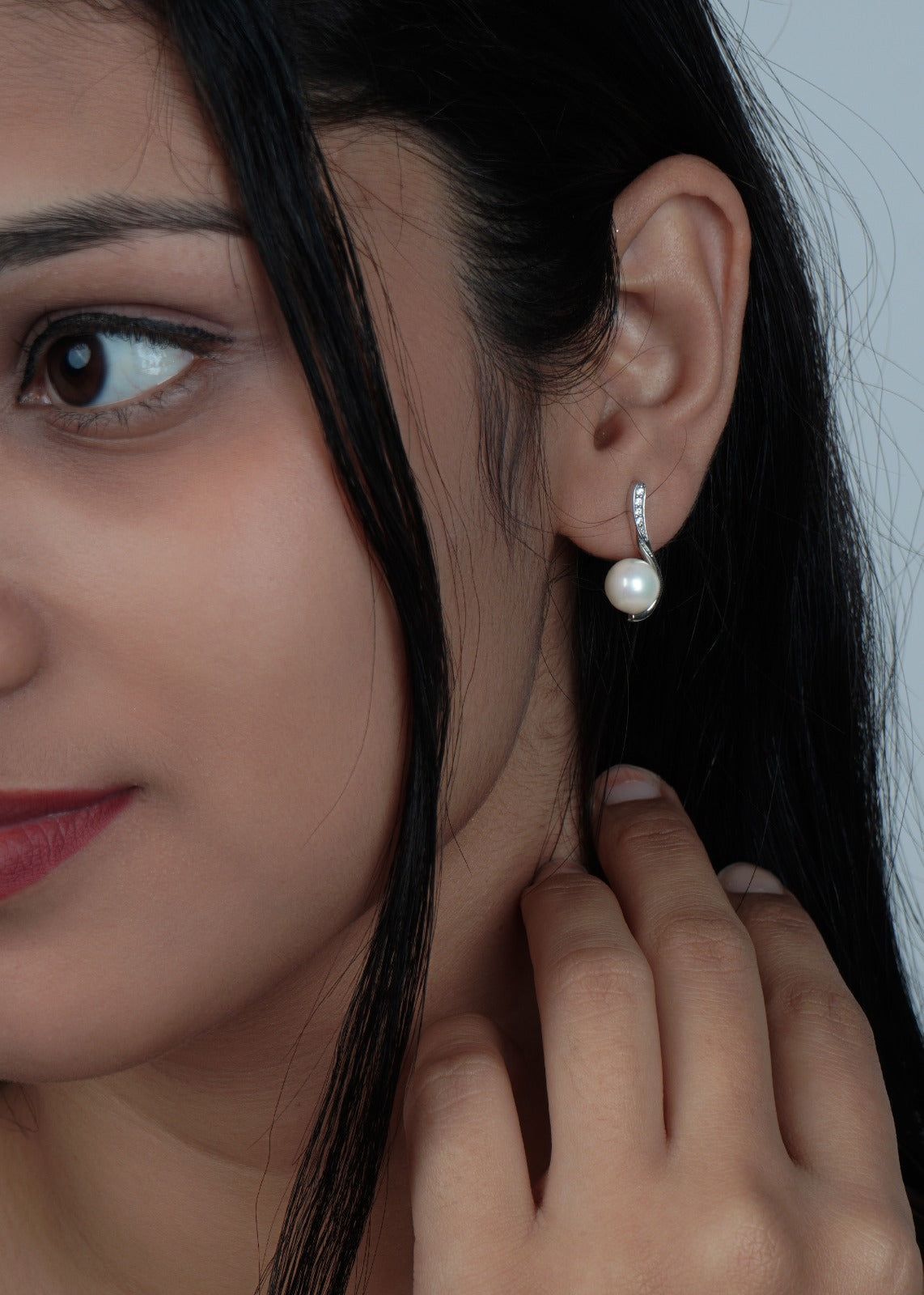 Silver Gamya Pearl Drop Earring
